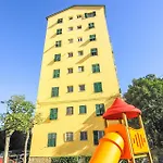 Cozy Apartment In La Spezia With Wifi