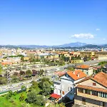Cozy Apartment In La Spezia With Wifi